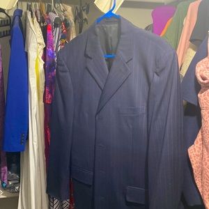 Can not fit anymore! Worn maybe 4-5 times.